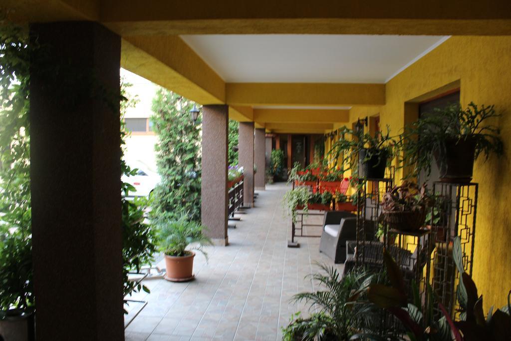 Motel Select Máréfalva Kültér fotó